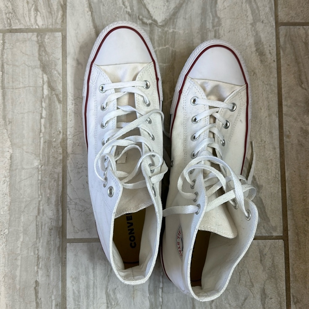 New without box converse high tops